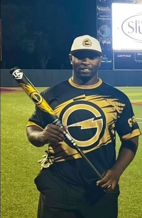 Cheapest ๐ 2022 LOUISVILLE GENESIS WILLIAMS USSSA 2PC ๐ 5 Cheapest ๐ 2022 LOUISVILLE GENESIS WILLIAMS USSSA 2PC ๐ - Image 5